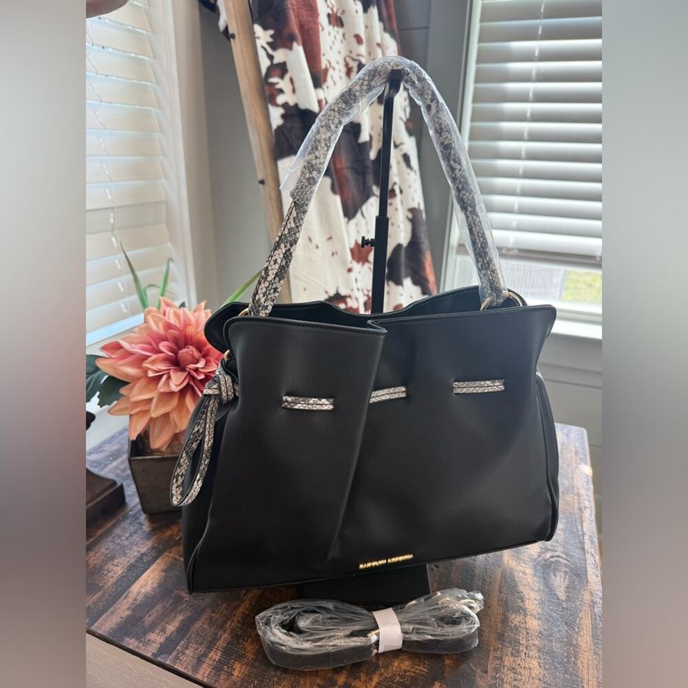 Badgley Mischka Black with/Snake design Purse NWT